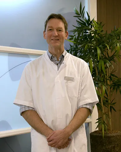 Drs. R. de Boer, anesthesioloog-pijnspecialist